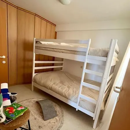 Ruim 2kamer App Met Zeezicht Incl En Parking Apartment